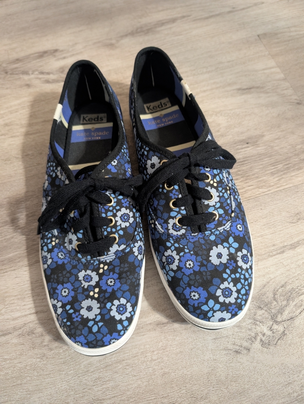 Keds Kate Spade Blue Floral Canvas Lace Up Sneakers Women's Size 9